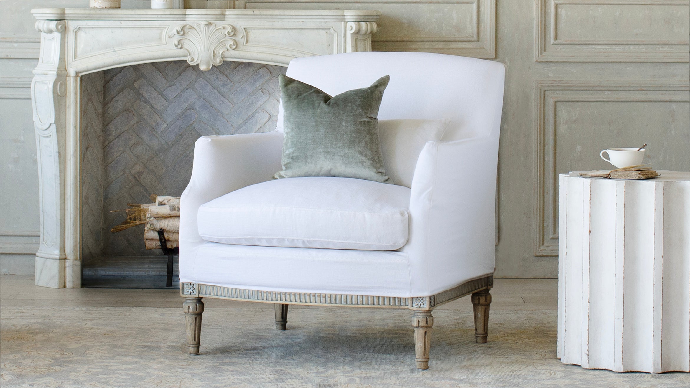 Louis Cannes Bergère in Whispy White Linen Slipcover and Starboard Oak