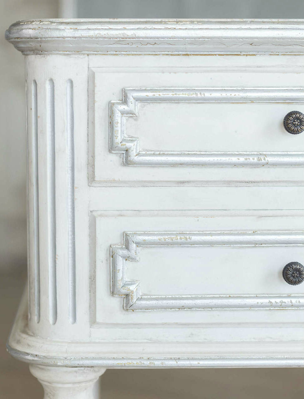 Wood Finish Sample in Silver Highlight