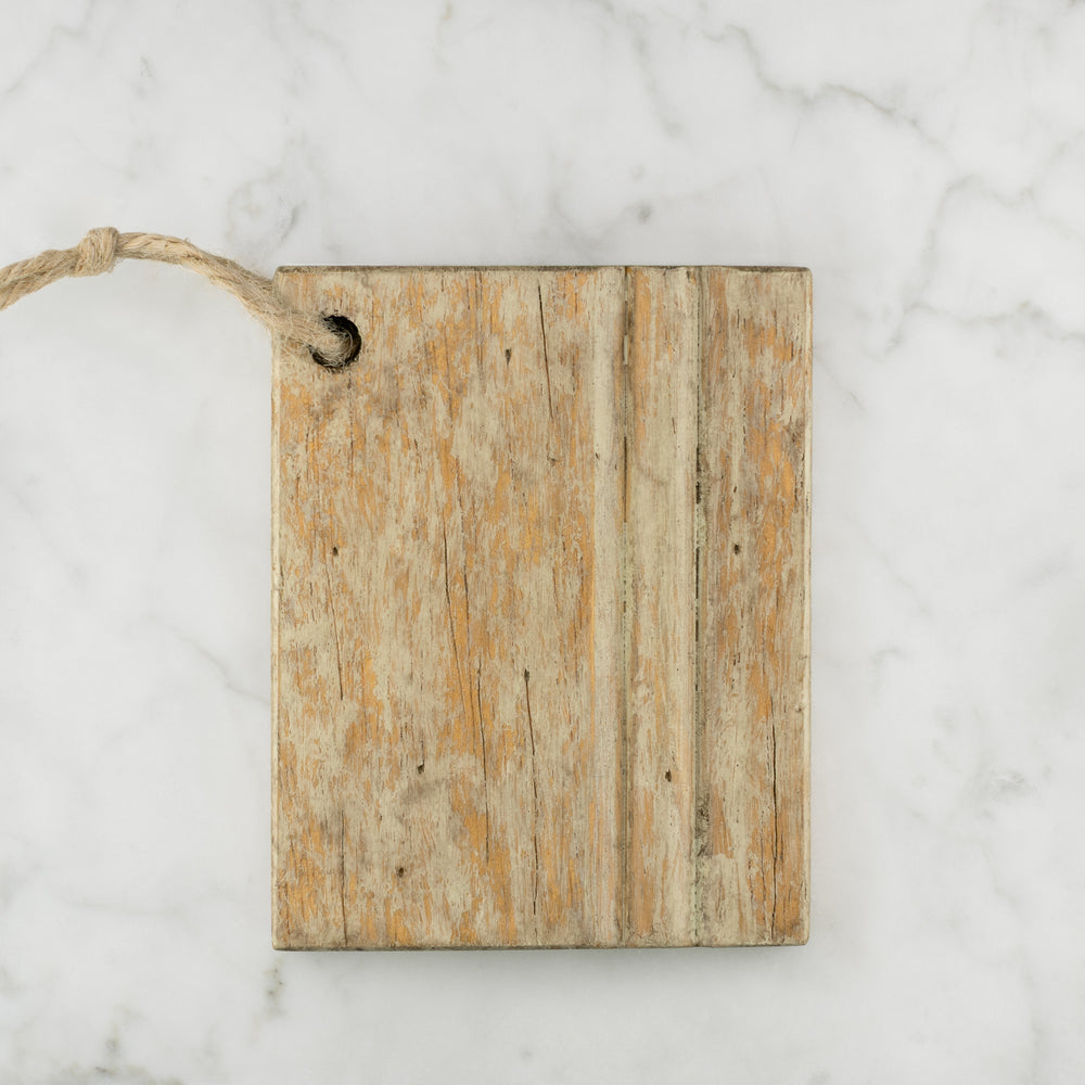 Wood Finish Sample in Farmhouse Oak