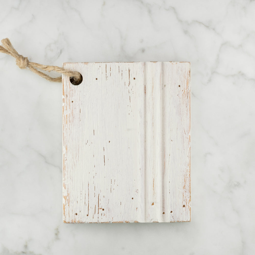 Wood Finish Sample in Gustavian White