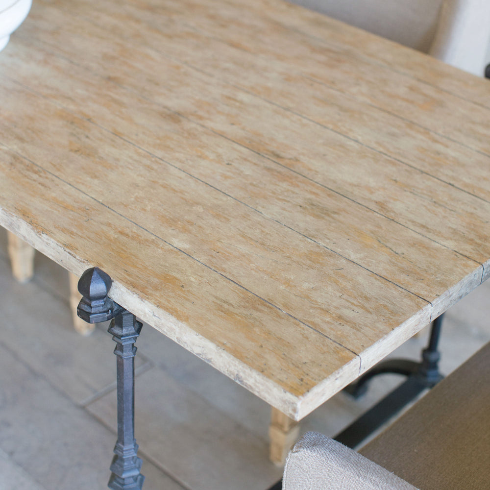 Wood Finish Sample in Farmhouse Oak