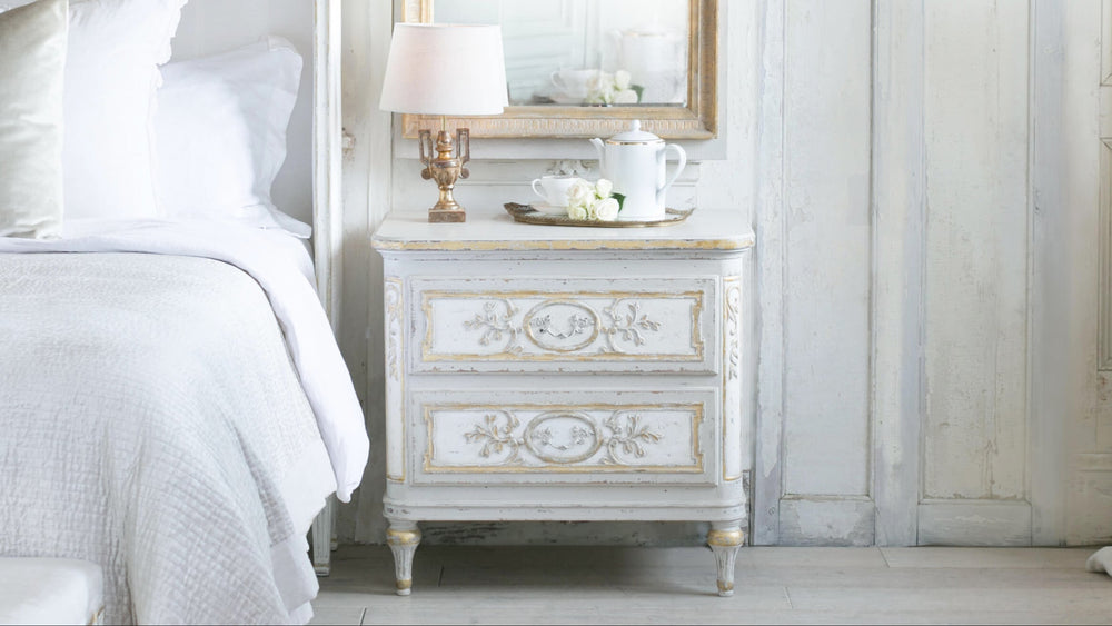 Bronte Nightstand in Fleur de Lis Finish