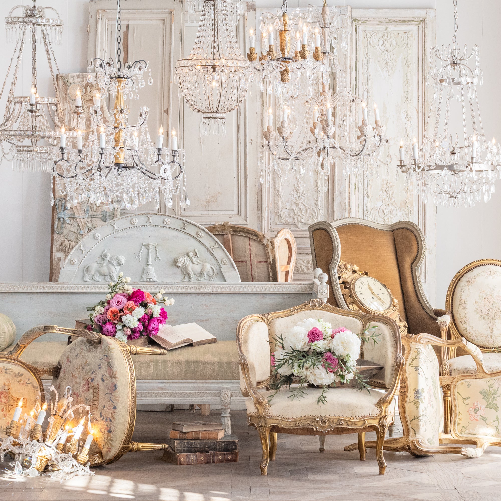 Parisa Chandelier in Aged Gold Finish – Eloquence