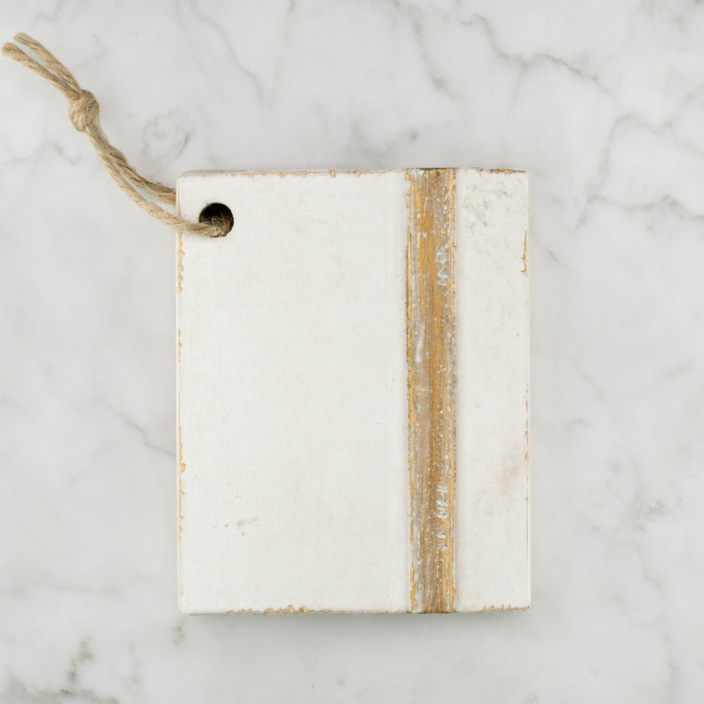 Wood Finish Sample in Rosette White with Gold