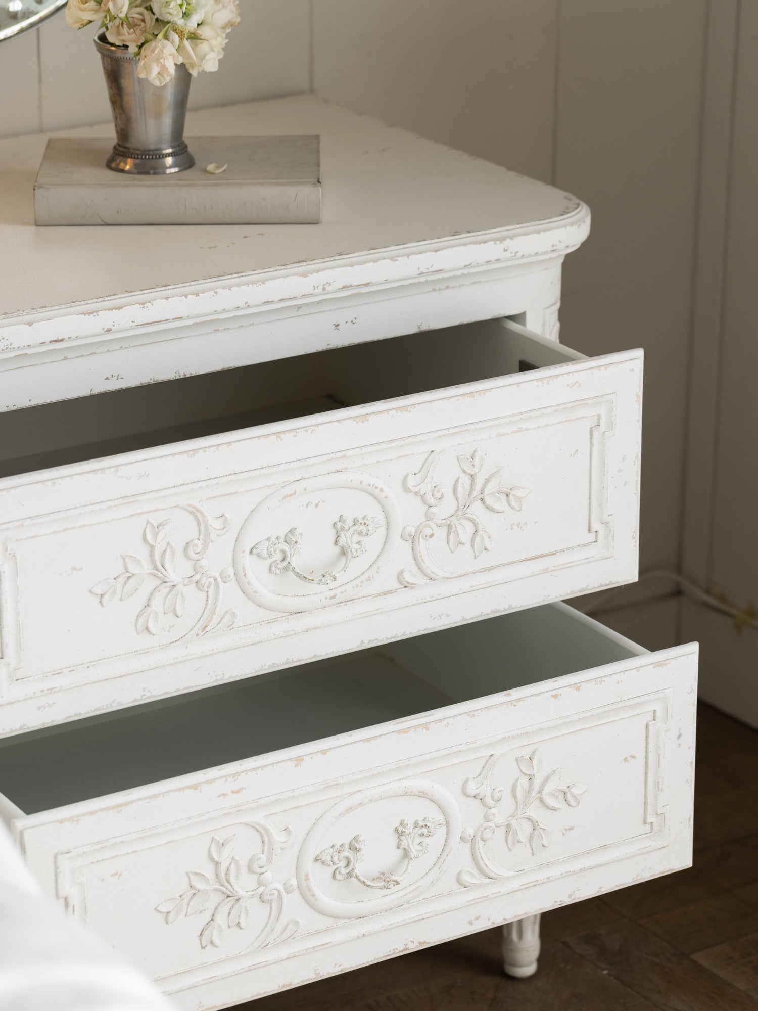 Bronte Nightstand in Weathered White Finish – Eloquence