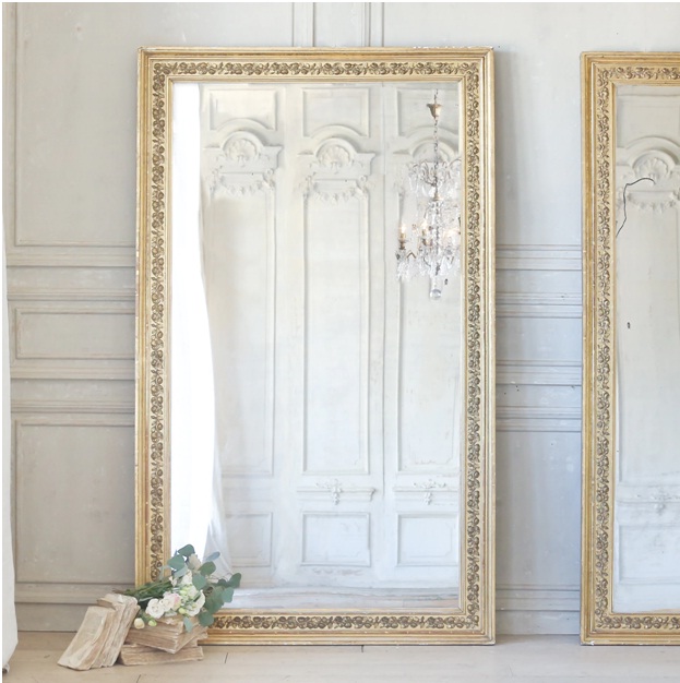 Antique mirror - opening up the room and giving it a subtle feeling of artistry